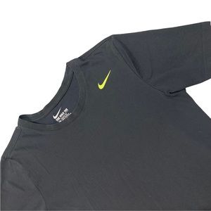 The Nike Tee Dri-Fit Gray Short Sleeve